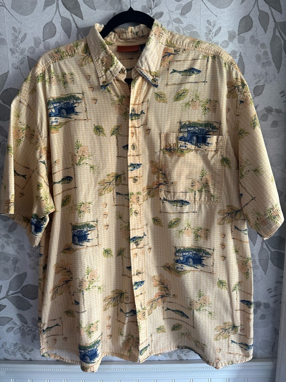 Vintage Jeep Short-Sleeve Button-Down Shirt 100% Cotton